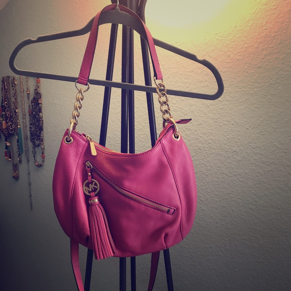 Michael kors pink crossbody